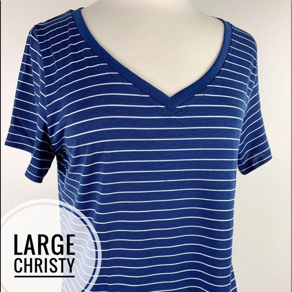 BNWT Lularoe Christy Tee